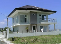 Holiday Ocean view is a fist class subdivision in Babak District, Samal. This subdivision is a residential resort. Beach house for sale.